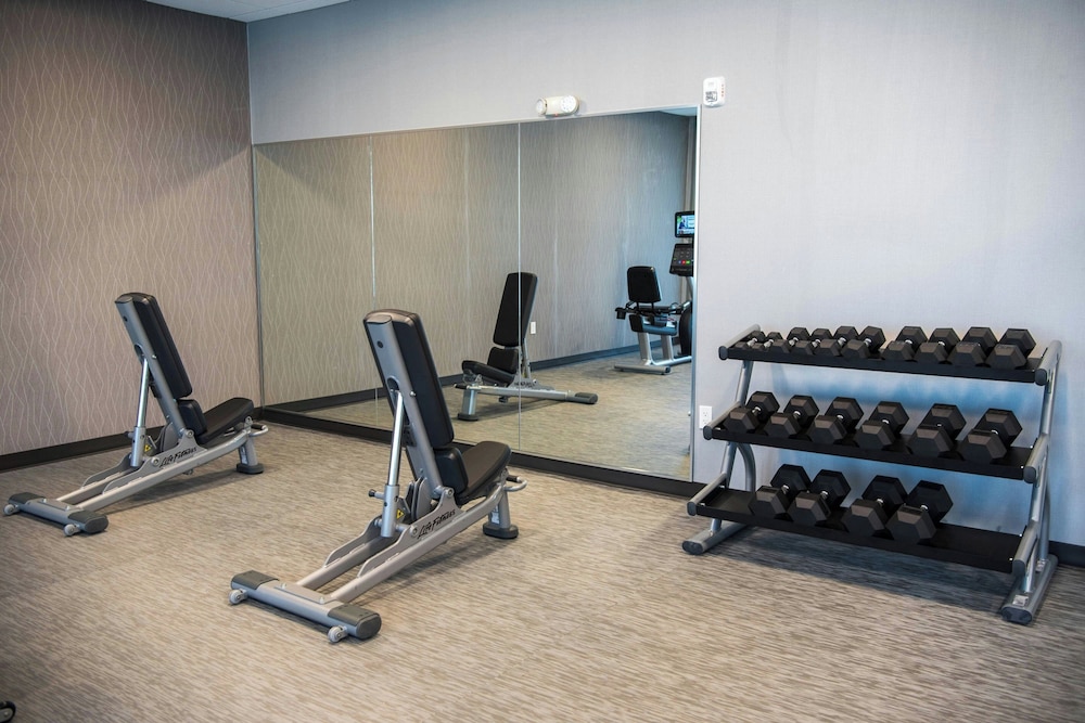 Courtyard by Marriott Lake City 25/50