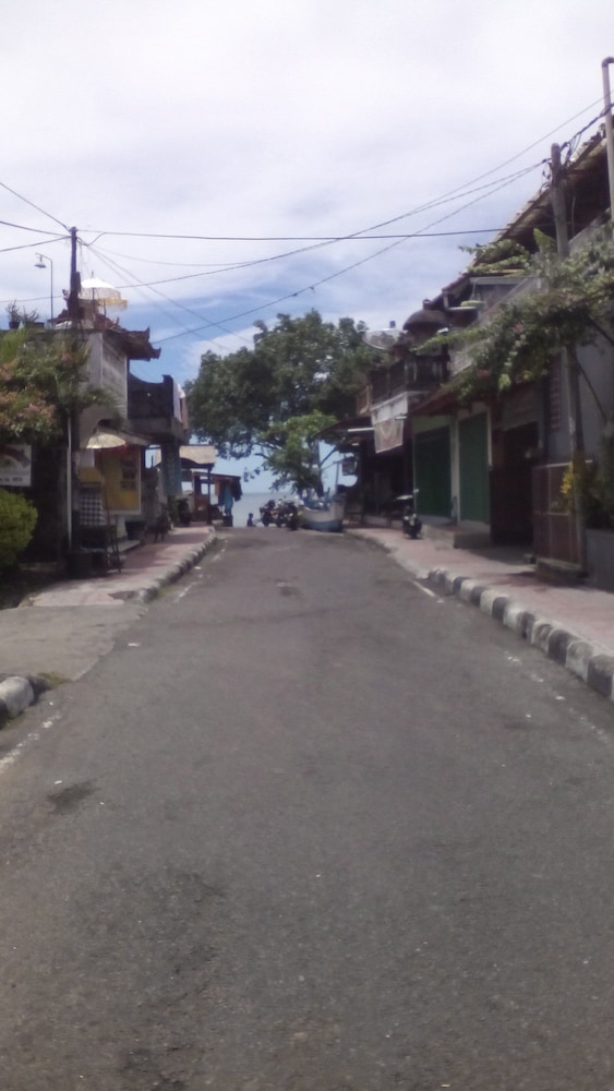 Puri Mandhara Lovina 33/45