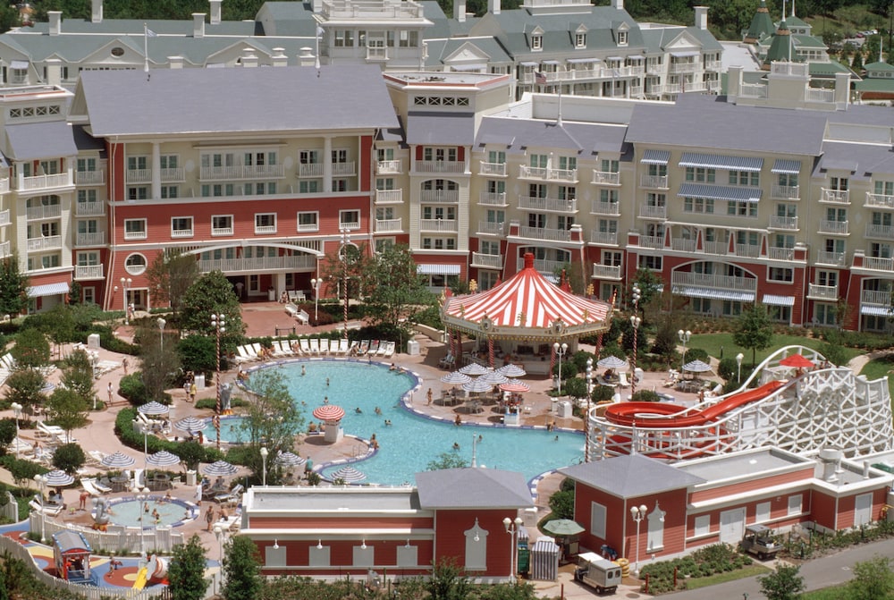 Disneys Boardwalk Inn 1/50