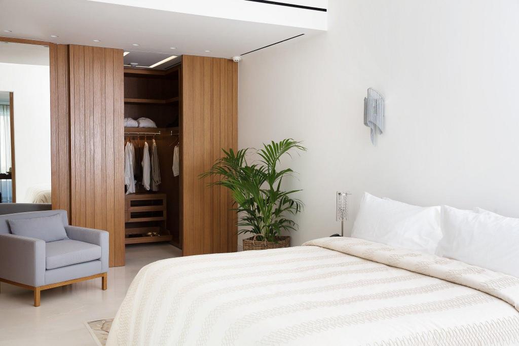 1 Bedroom, Ivory, Villa, King Bed, Sofa, Private Pool, Jetted Tub