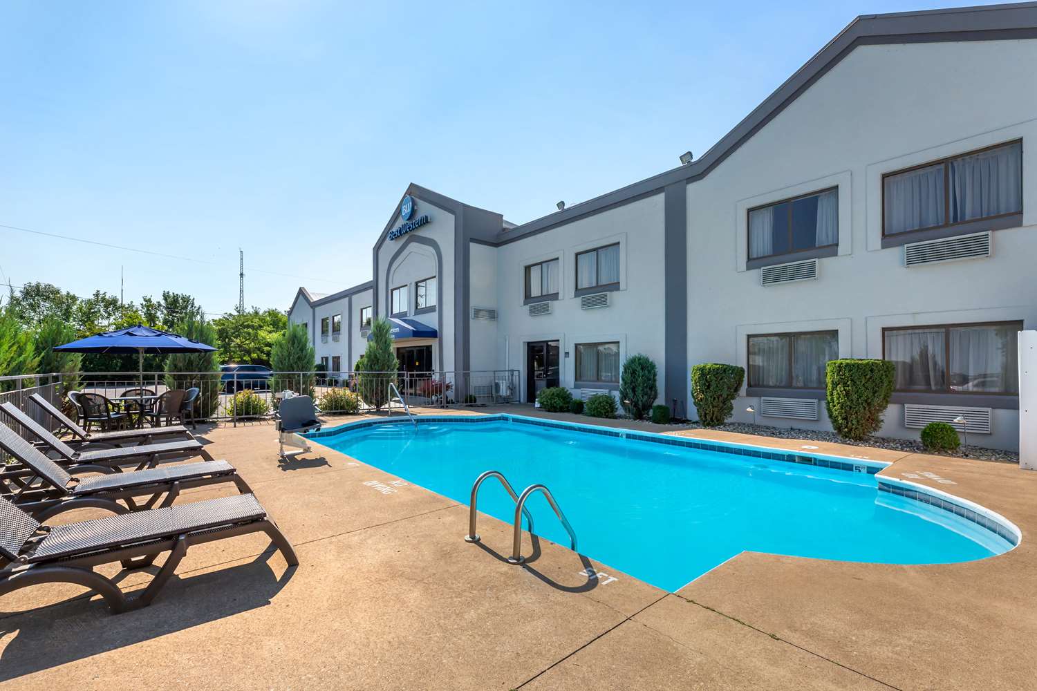 Best Western Port Clinton 16/17