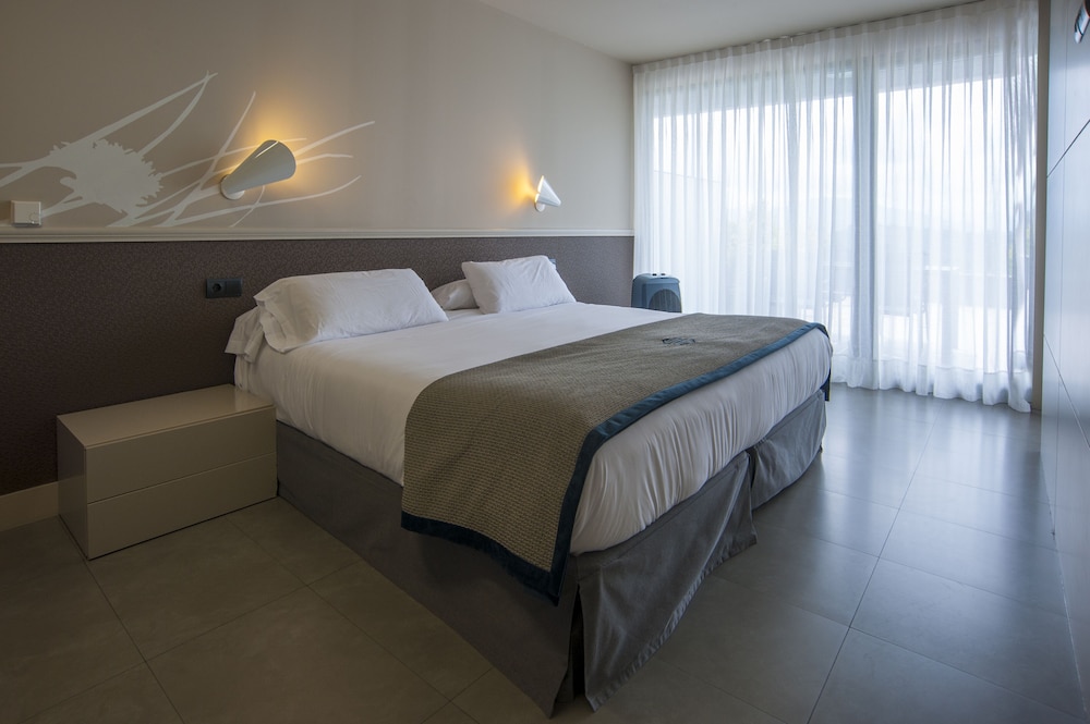 Irenaz Resort Hotel Apartamentos 14/69