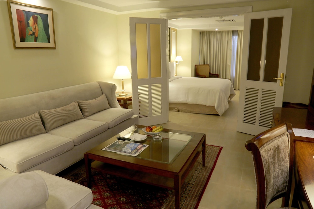 ISLAMABAD MARRIOTT HOTEL 9/15