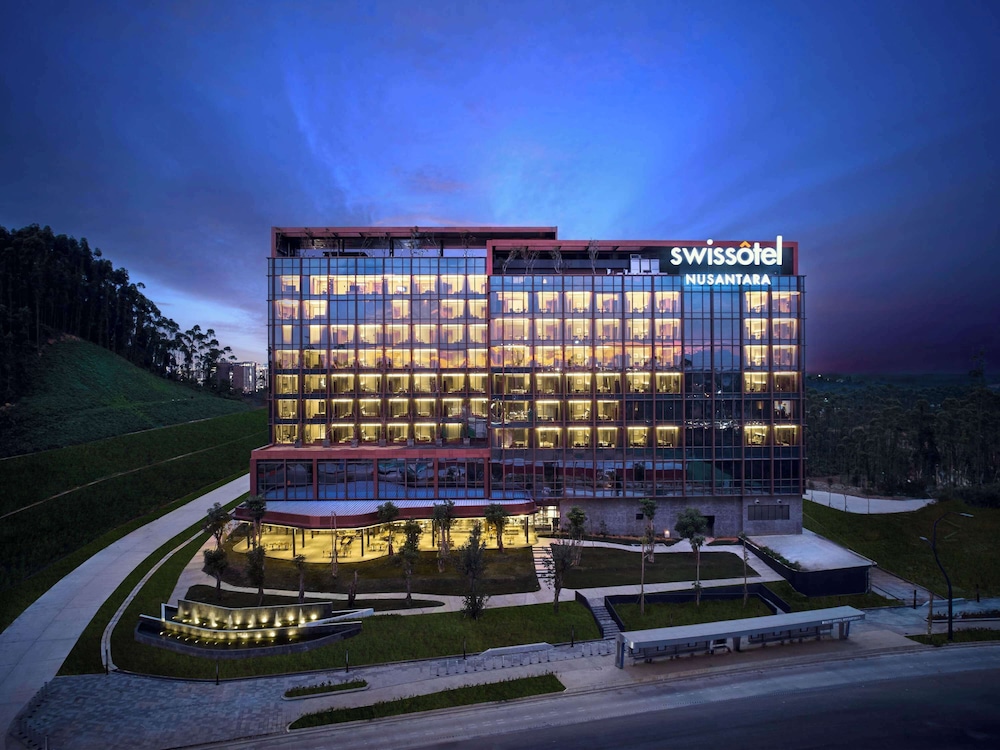 Swissotel Nusantara 4/67
