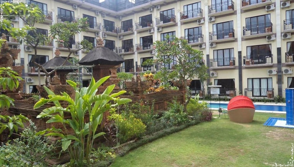 The Aromas Of Bali Hotel And Residence 6/48