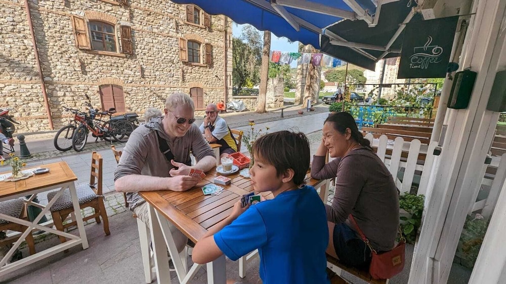 Urkmez Hotel 37/50
