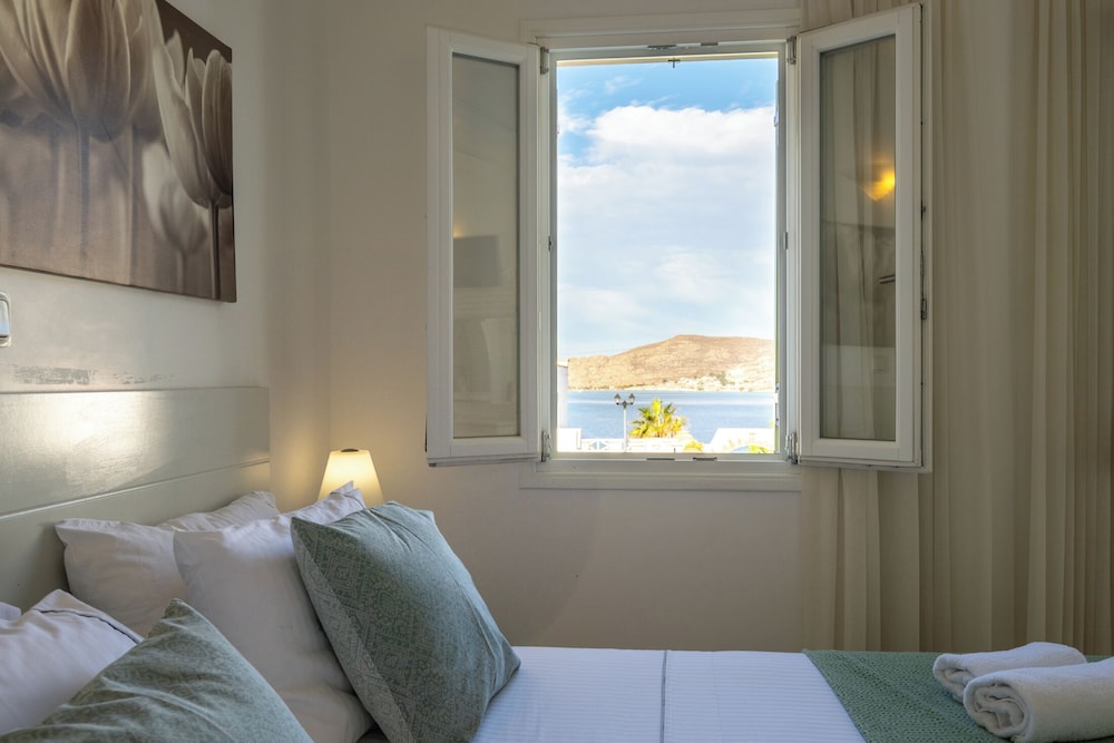 Anthos Apartments 10/50