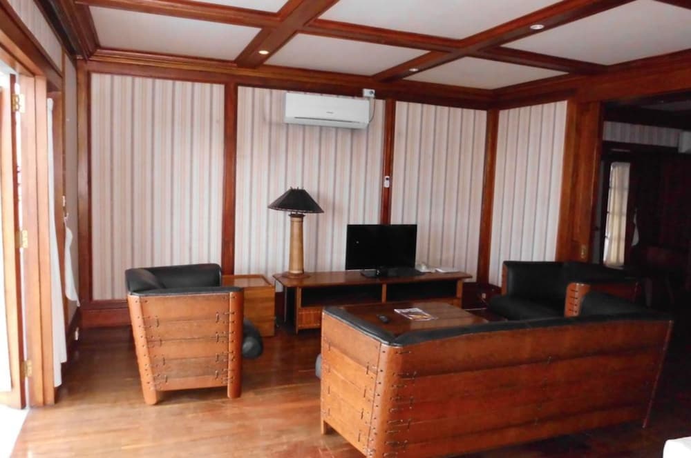 Southern Cross Hotel Fiji 31/57