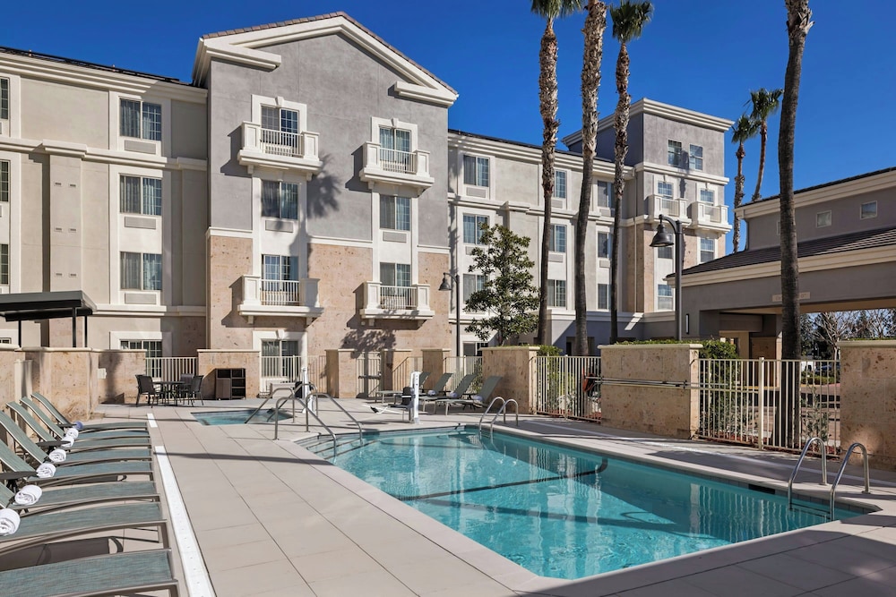 Towneplace Suites Ontario Airport 56/58