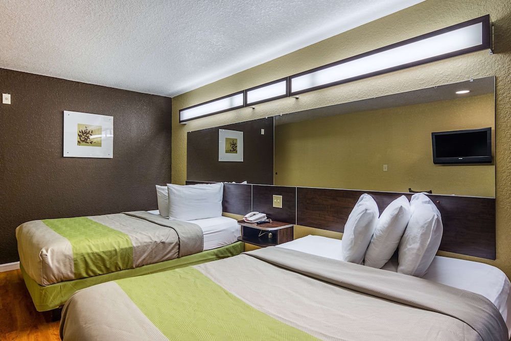 Motel6 Canton GA 23/52