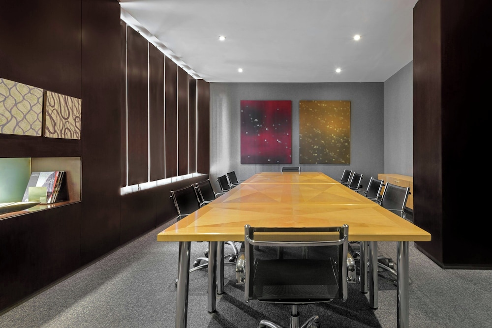 Ac Hotel By Marriott Zamora 41/50