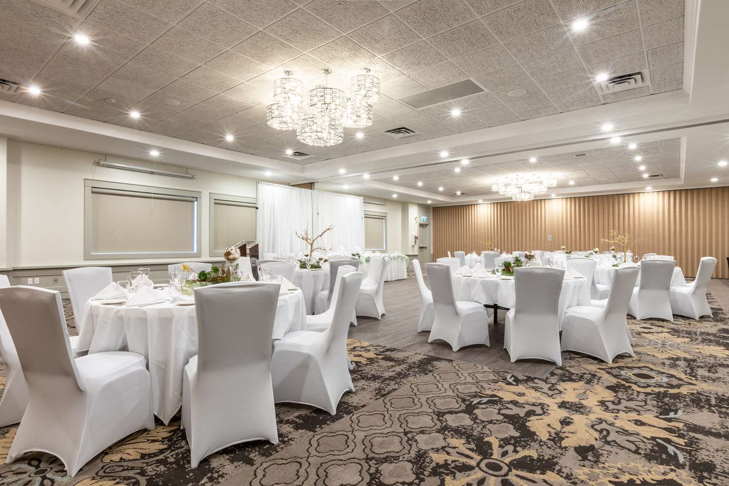 Prestige Lakeside Resort, WorldHotels Elite 31/34