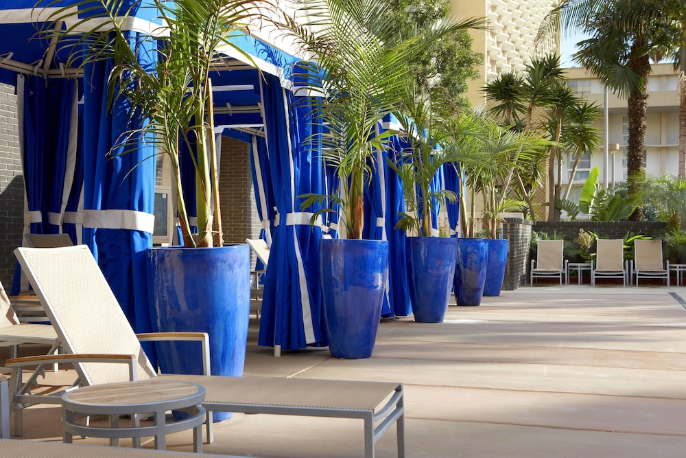 Four Points by Sheraton Los Angeles International Airport in LOS ANGELES - CA