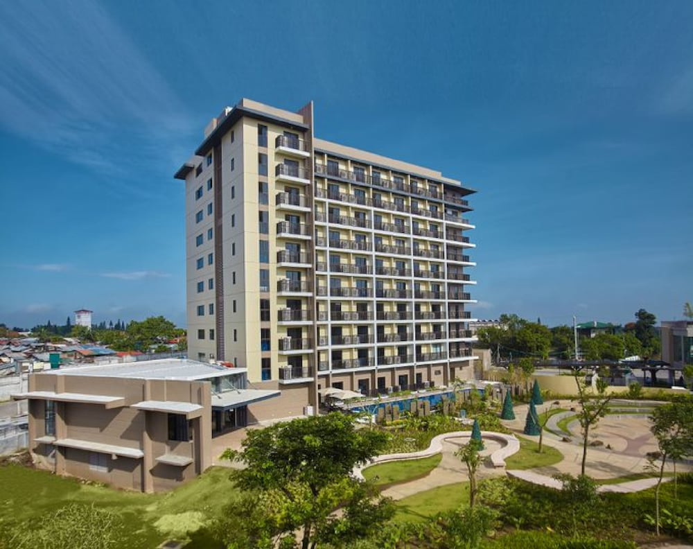 Quest Hotel Tagaytay City in TAGAYTAY CITY