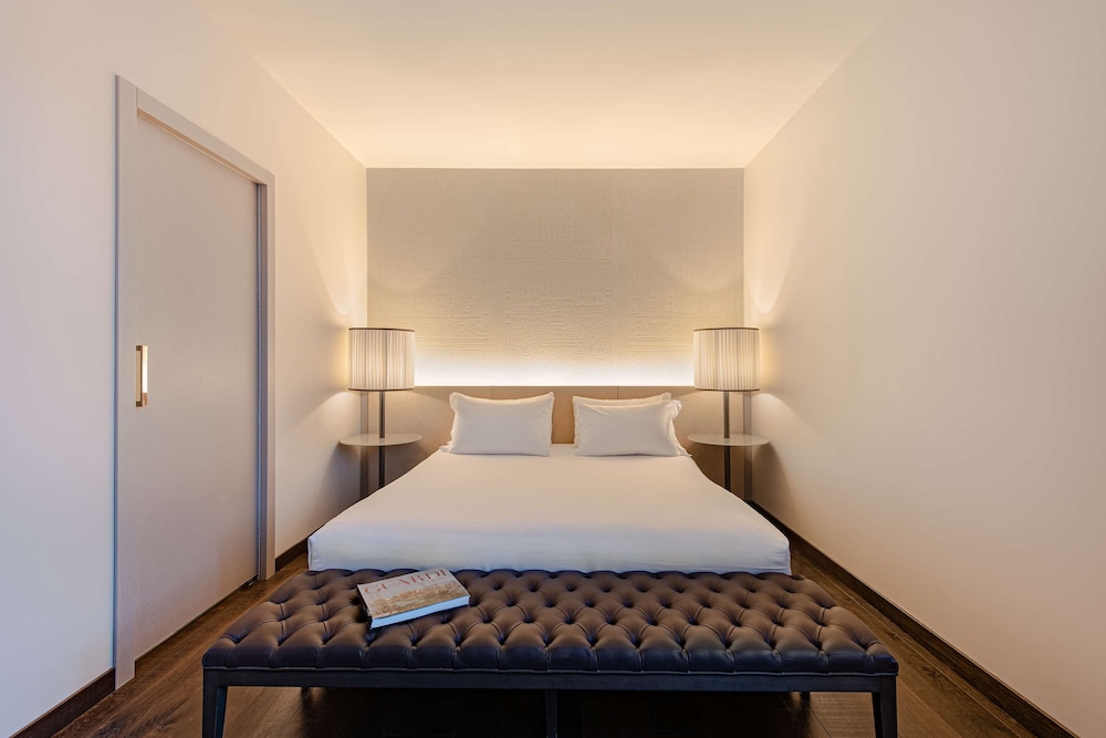 Hyatt Centric Murano Venice 15/70