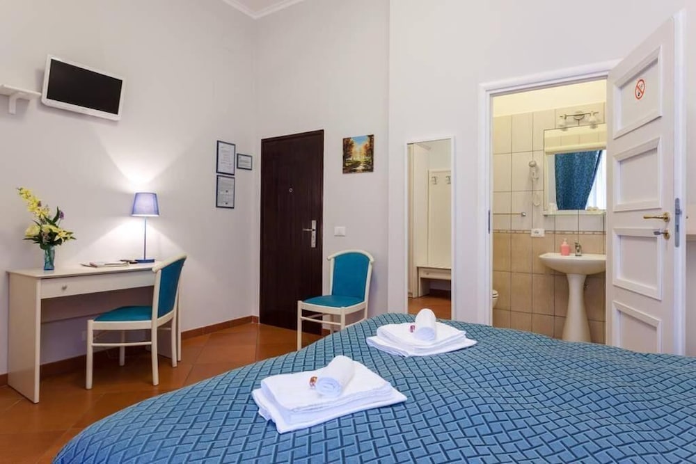 Ottaviano Guest House 26/33
