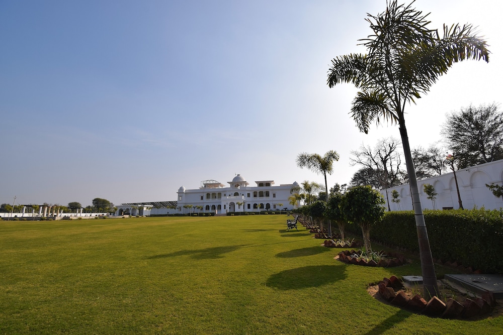 Umaid Farm Resort A Legacy Vintage Stay In Jaipur 36/50