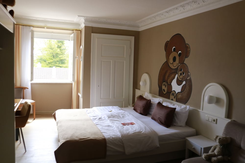 Teddybarenhotel & Restaurant Peterhof 13/50