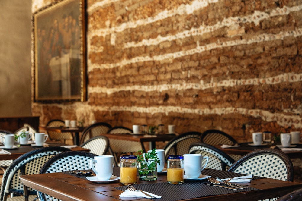 Dona Francisca Hotel Boutique 46/55