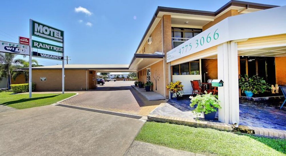 Raintree Motel Townsville 7/37