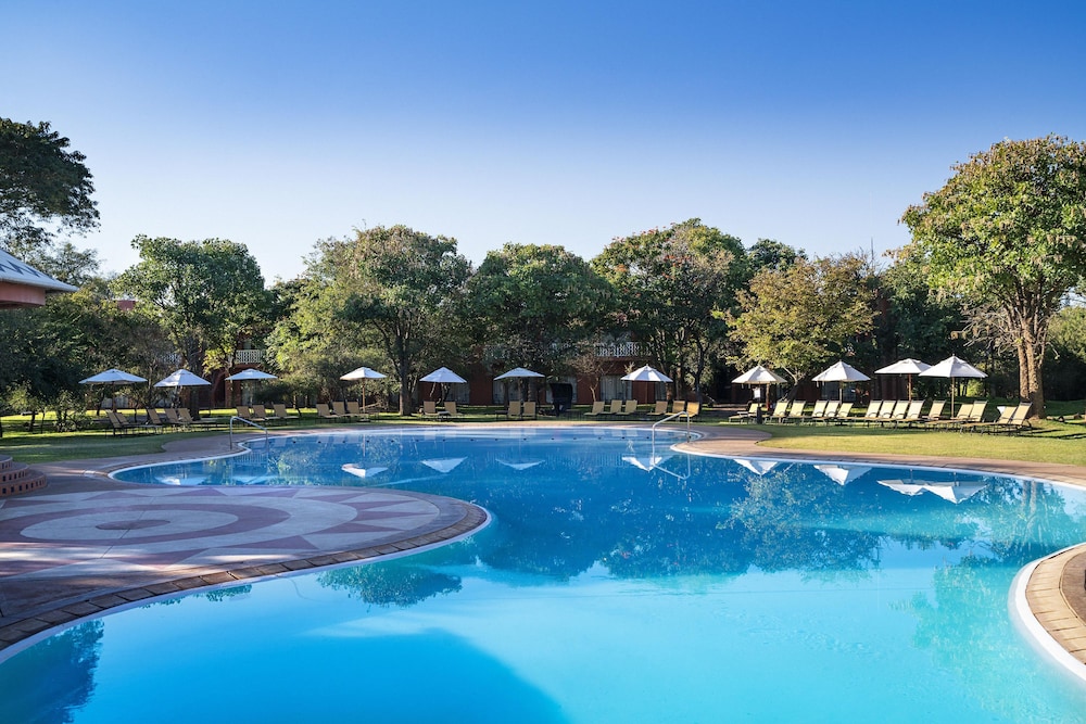 Avani Victoria Falls Resort 27/50