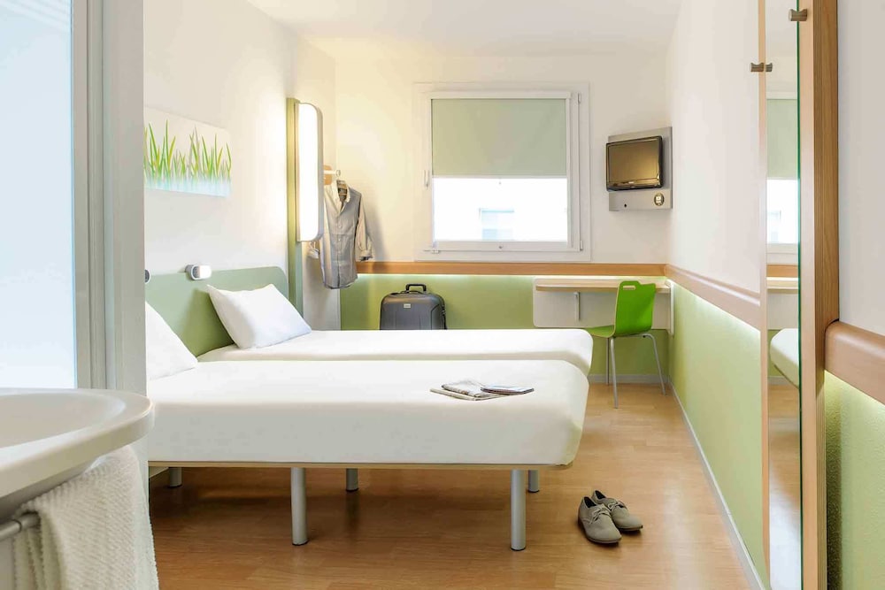 Ibis Budget Romorantin 12/27