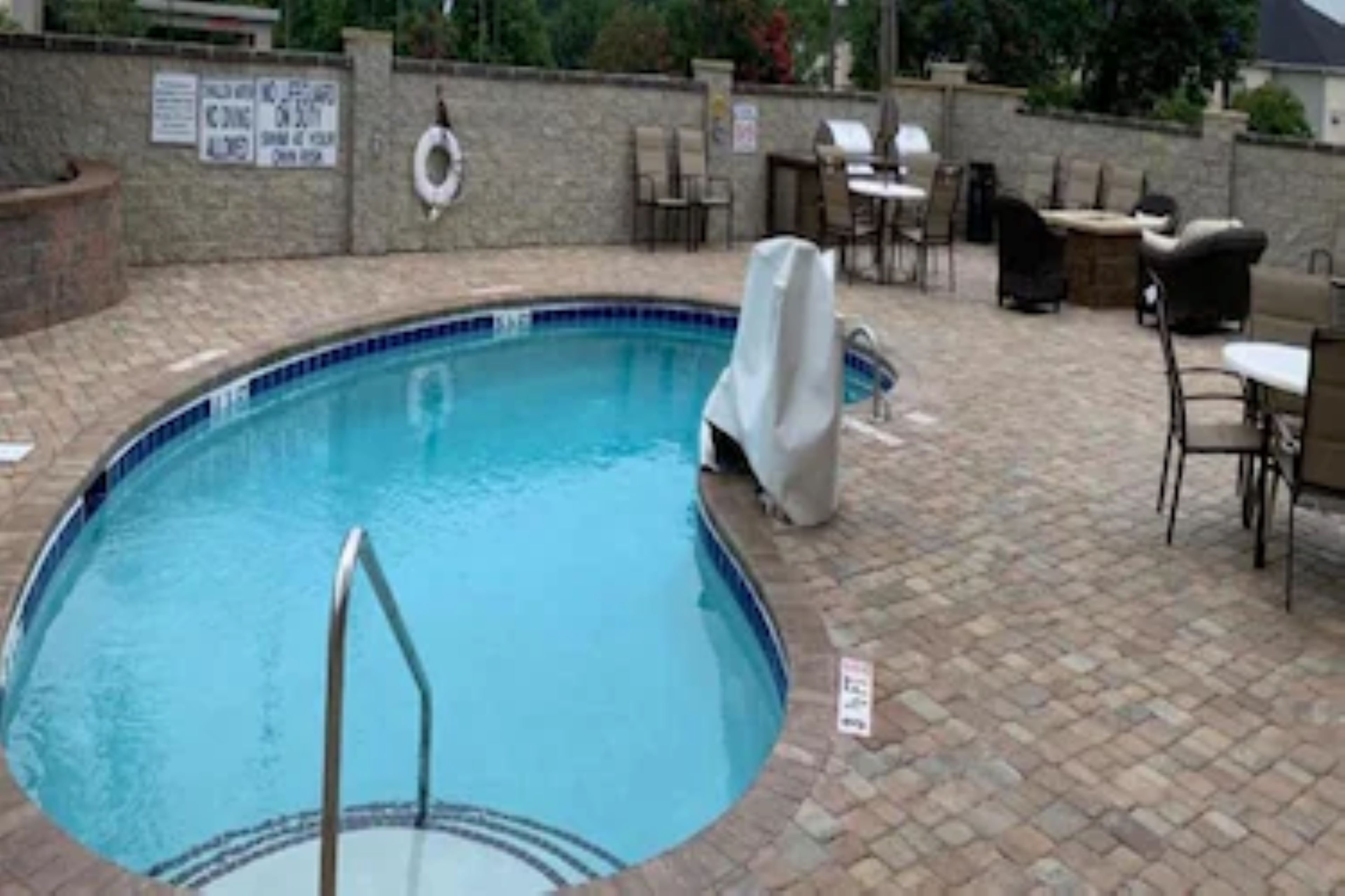 Holiday Inn & Suites Columbia NE - Ft Jackson Area by IHG 21/38