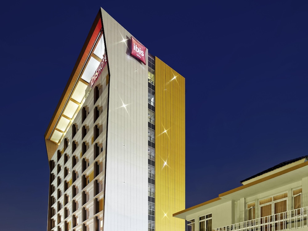 Ibis Padang 2/51
