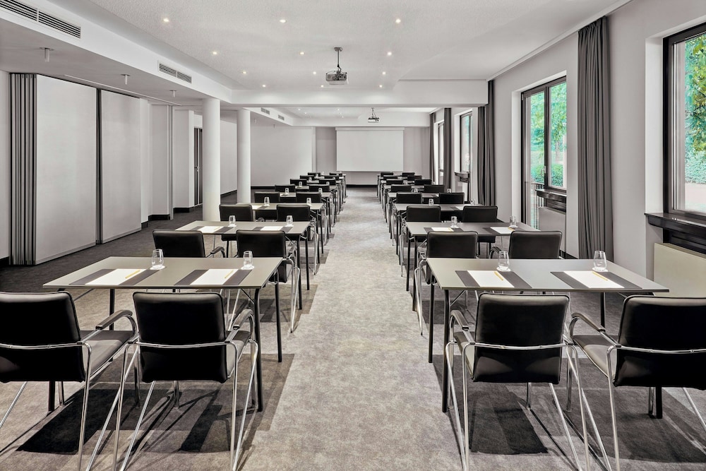 FOUR POINTS FLEX by Sheraton Ratingen Dusseldorf Airport 66/71