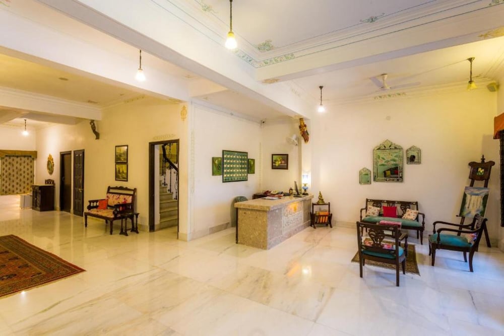 Hotel Amar Kothi 28/46