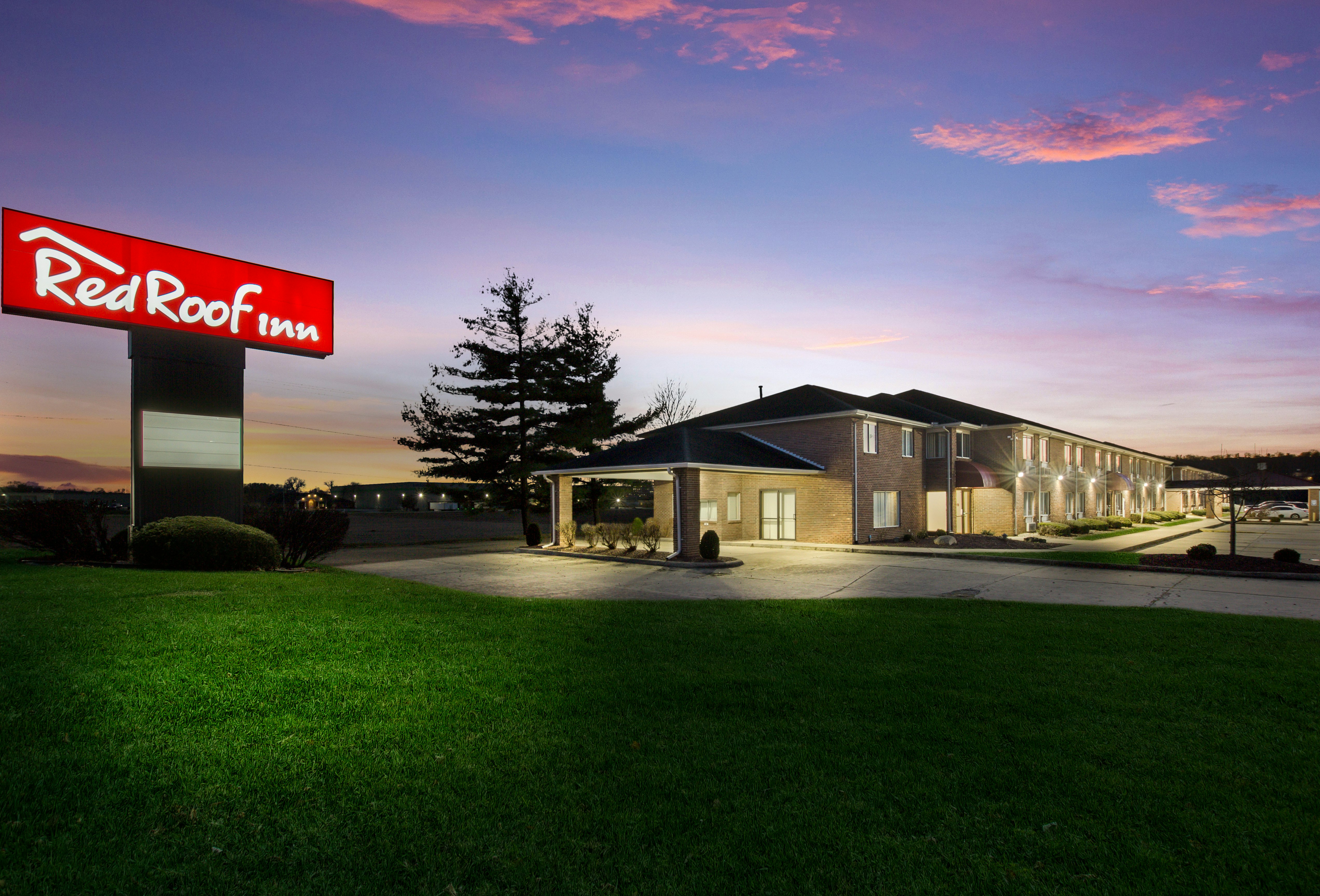 Red Roof Inn Lawrenceburg 18/21