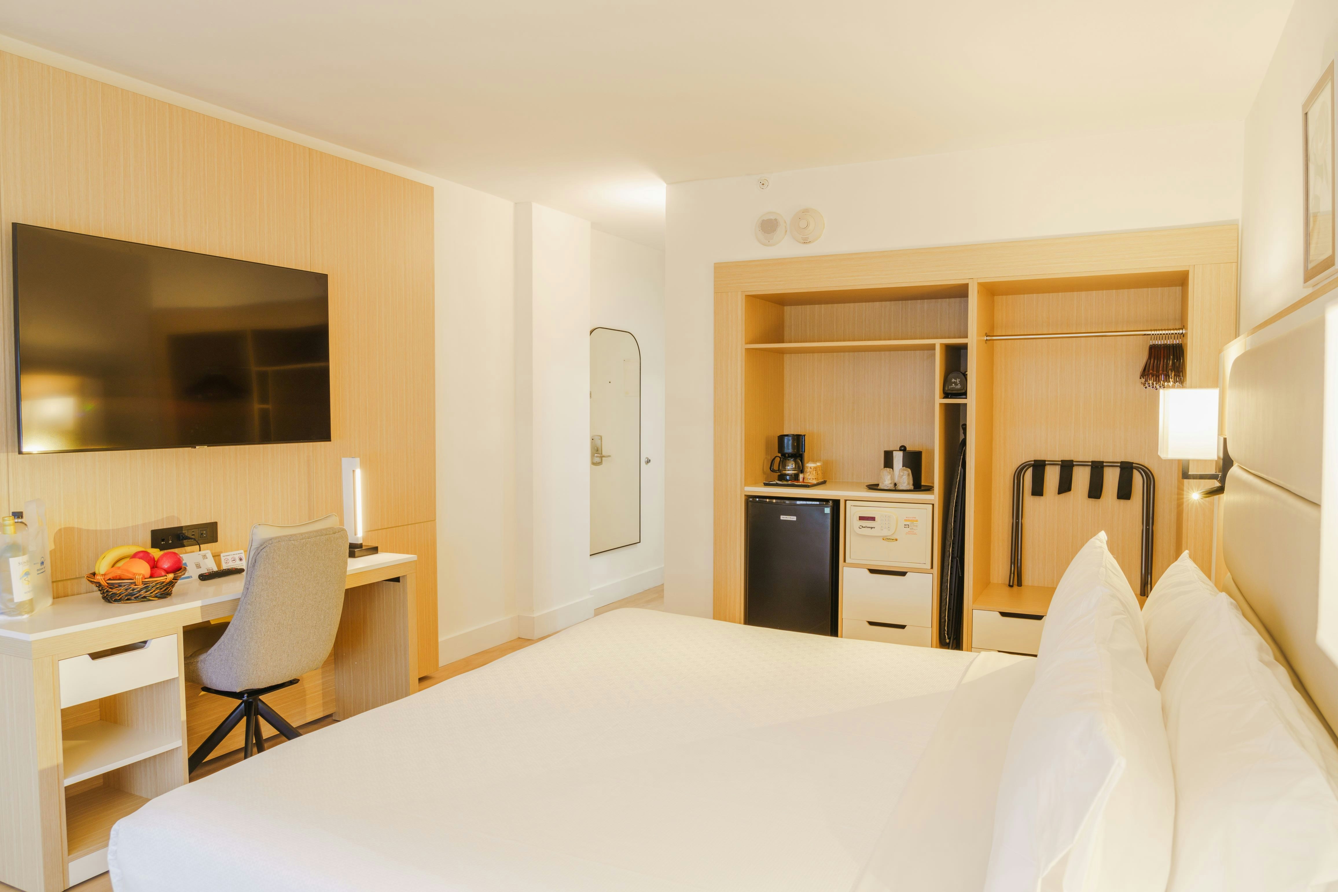 Ocean Sky Hotel And Resort 20/76