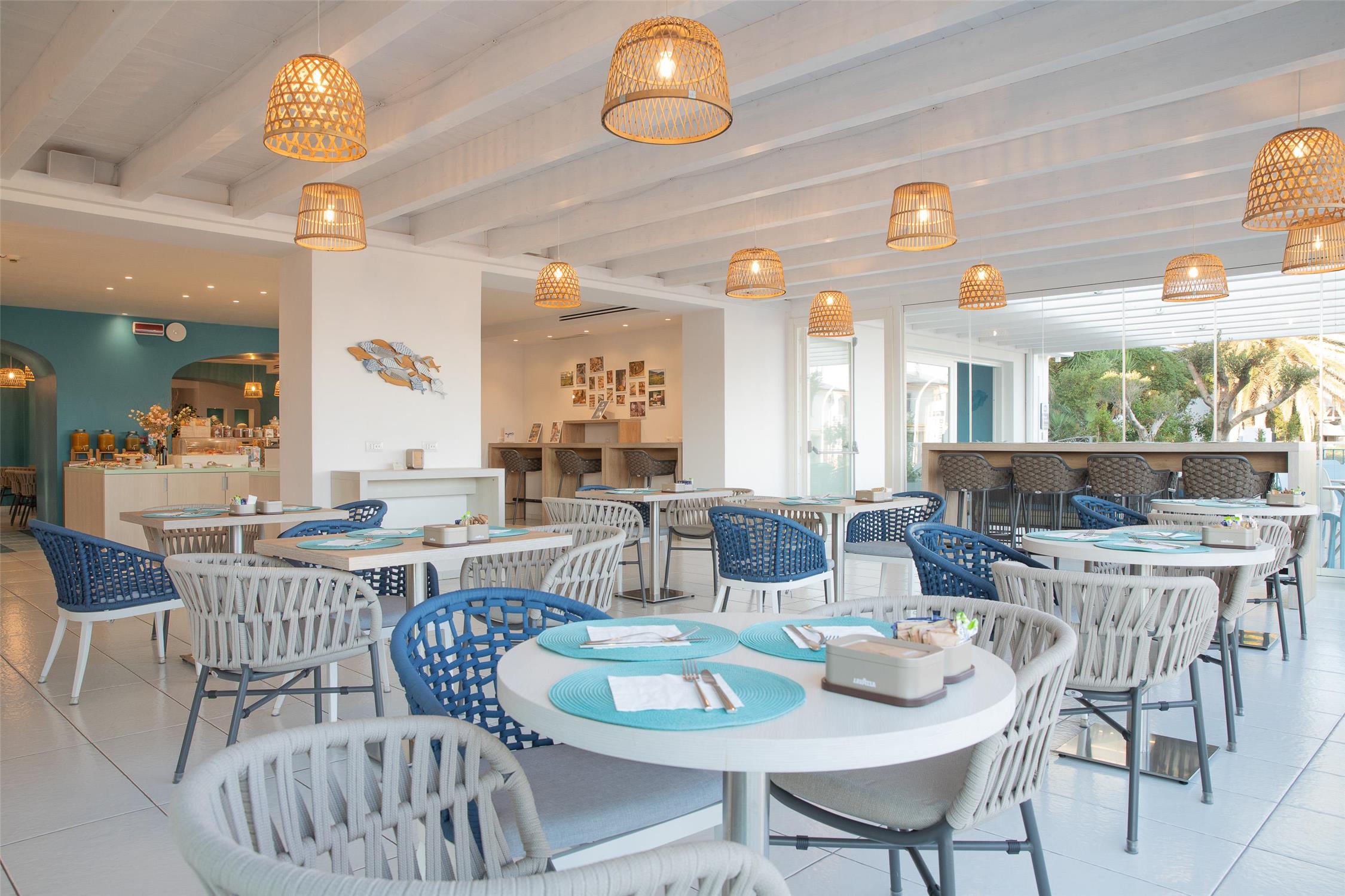 Hotel Blumarea, BW Signature Collection 68/94
