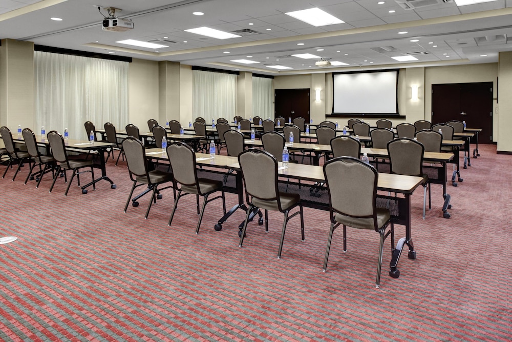 Hyatt Place Richmond Airport 56/65