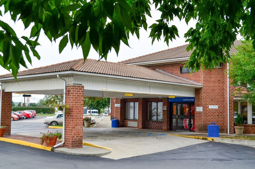 Motel6 Albany, NY 52/60