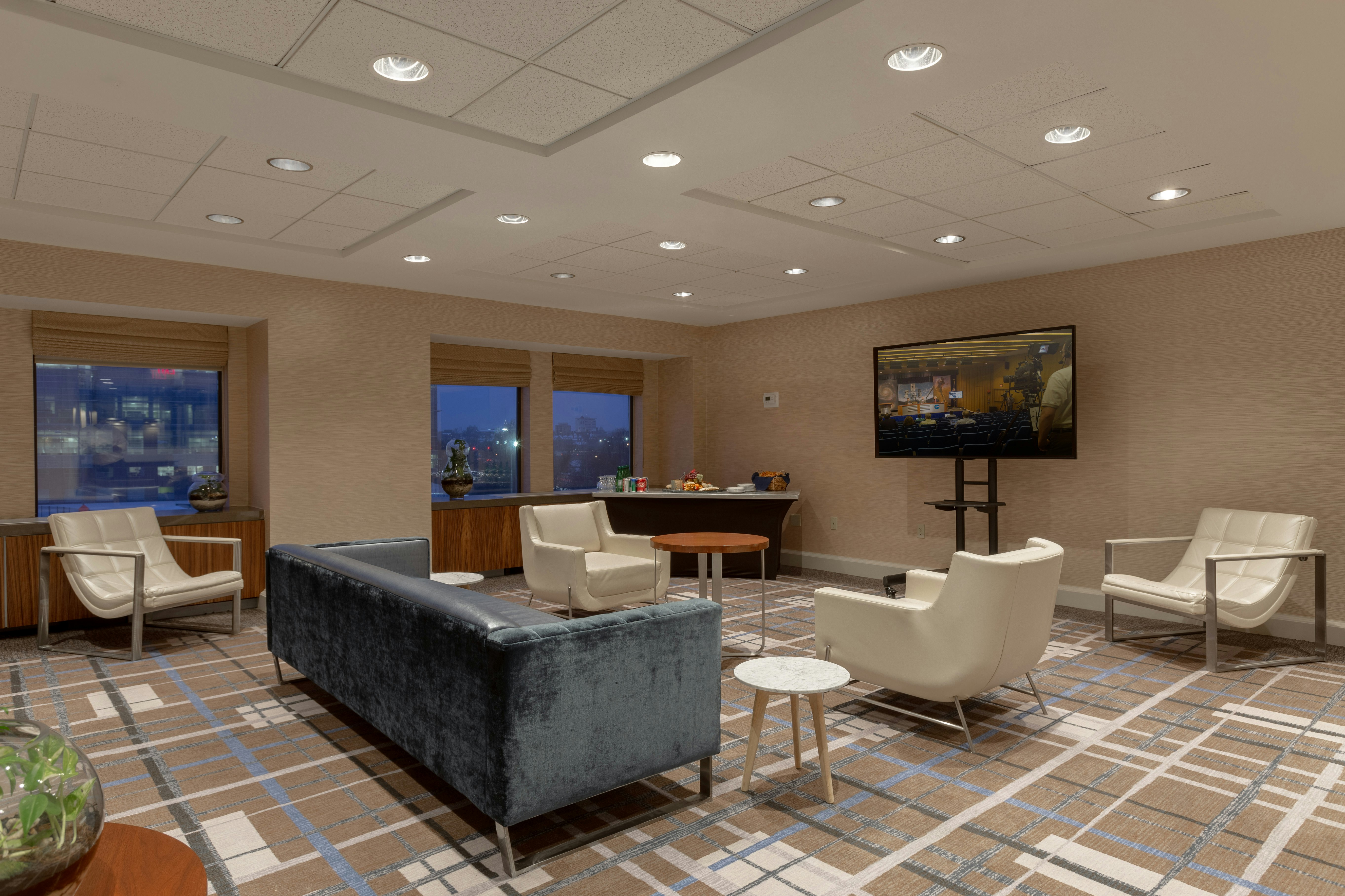 Doubletree Suites By Hilton Hotel Boston-Cambridge 12/76
