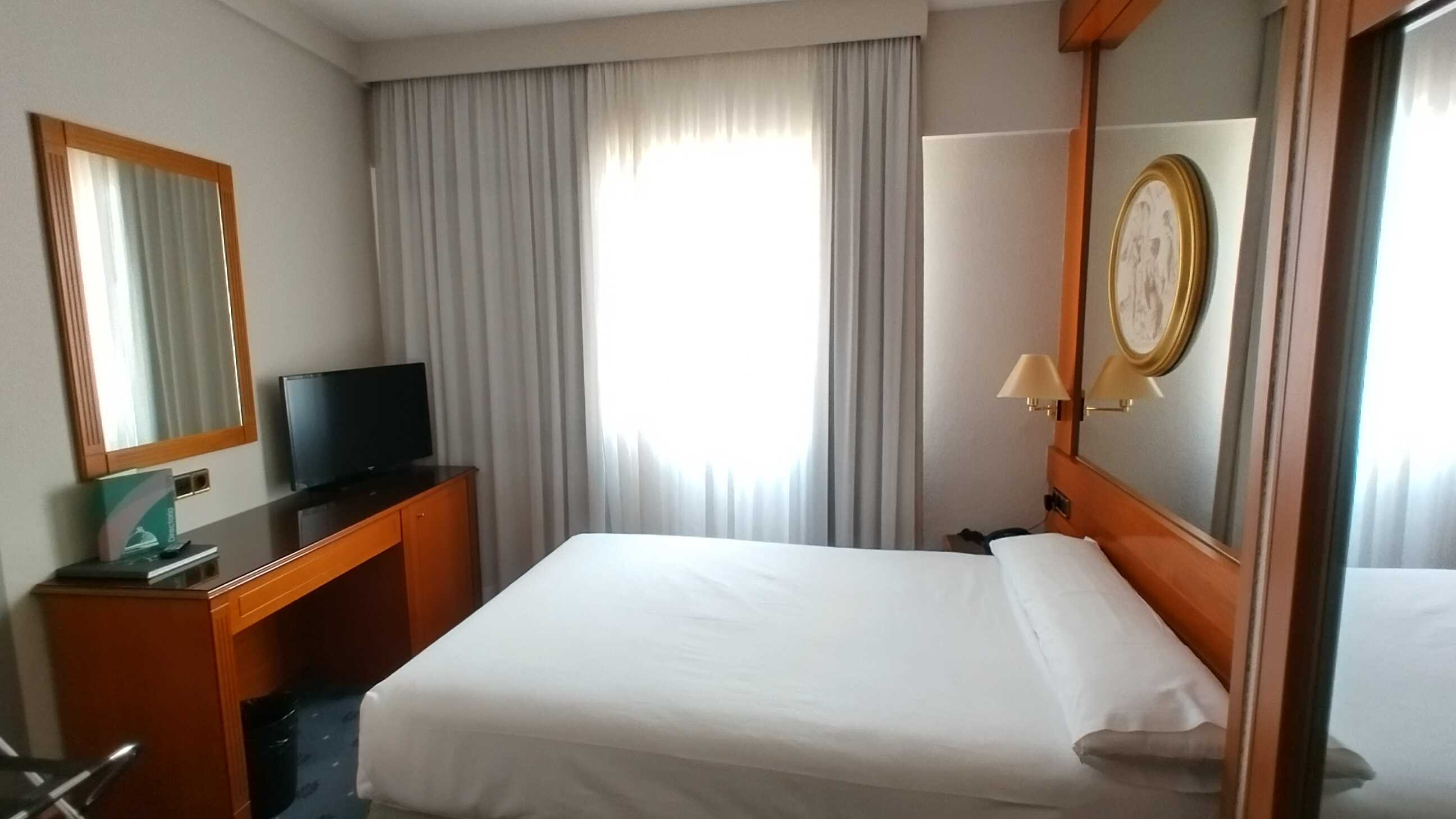 Room, Single
