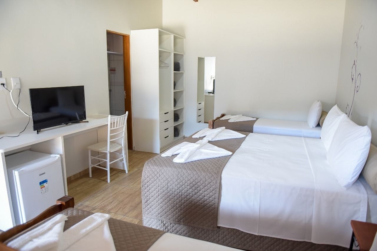 1 BEDROOM, BASIC, QUADRUPLE