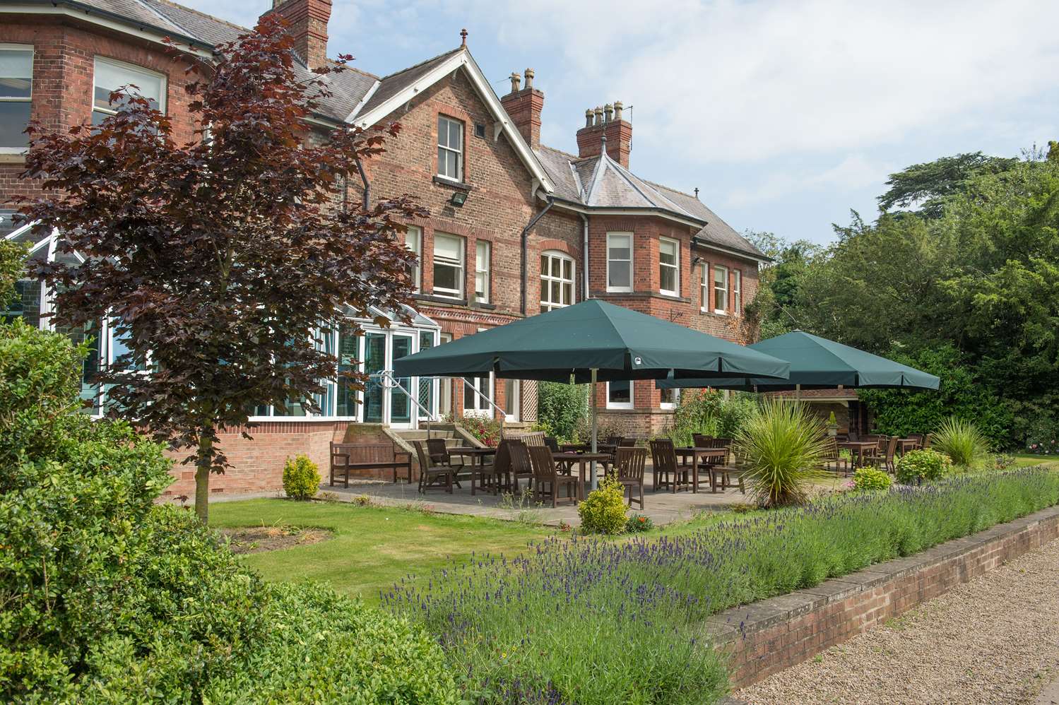 Burn Hall Hotel 49/52