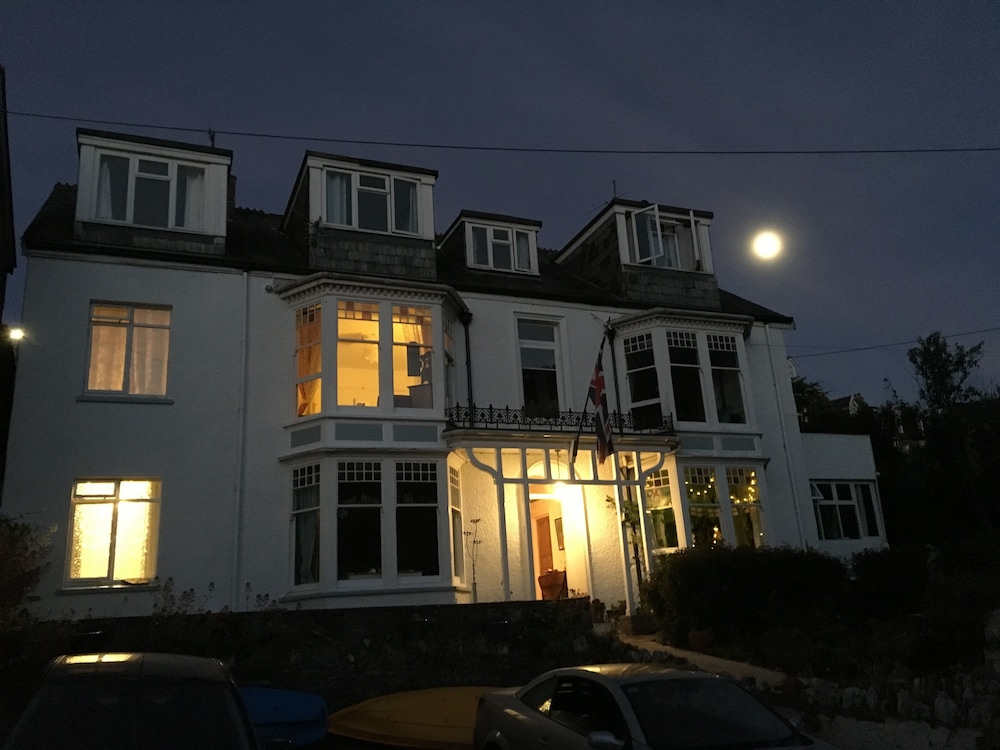 Newberry Beach Lodge 1/50