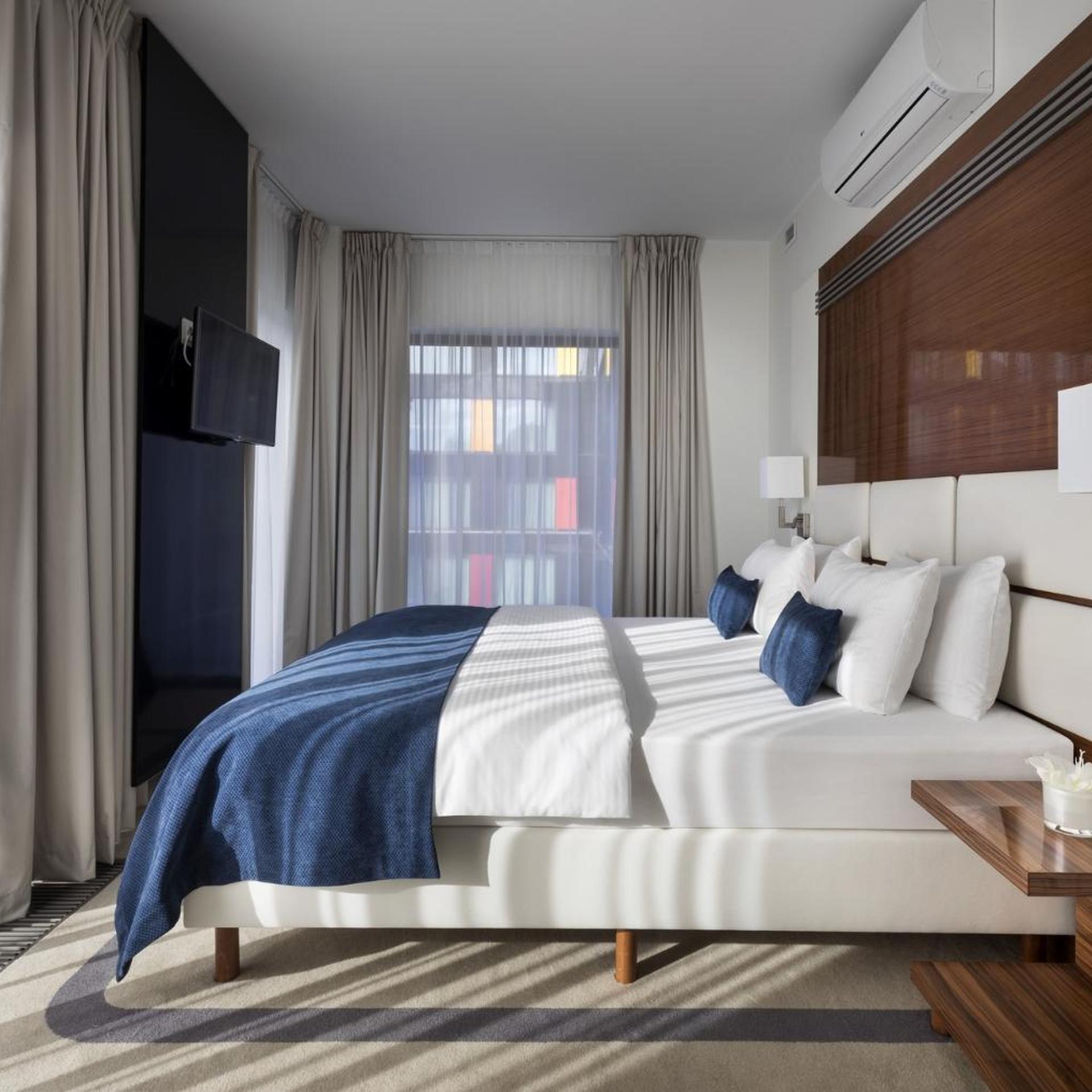 2 Bedrooms, Apartment, Terrace