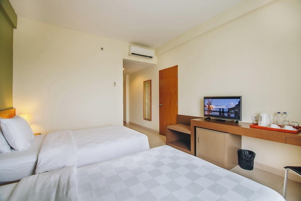 Hotel Luwansa 23/50