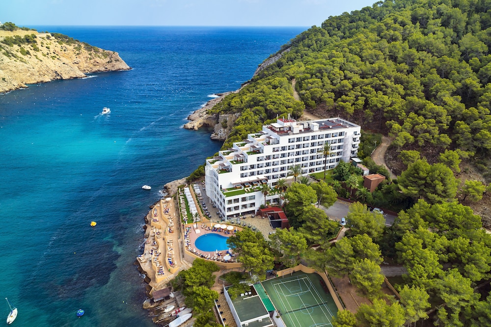 Palladium Hotel Cala Llonga - Adults Only 8/79