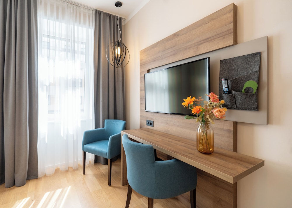 Jedermann Hotel 35/50