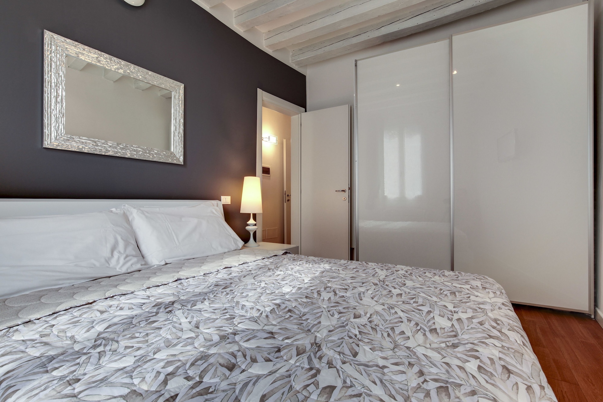 1 BEDROOM, APARTMENT