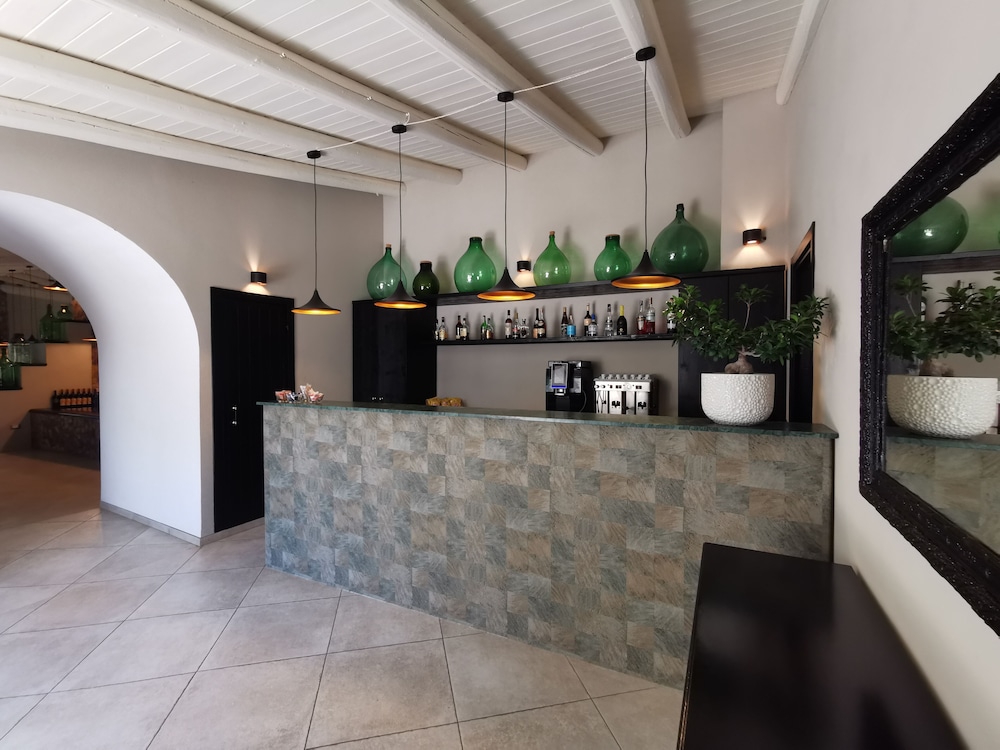 Villa Felicia 11/89