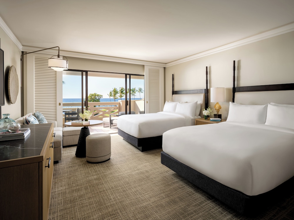 Renovated, Deluxe, 2 Queen Beds, Ocean View, High Floor