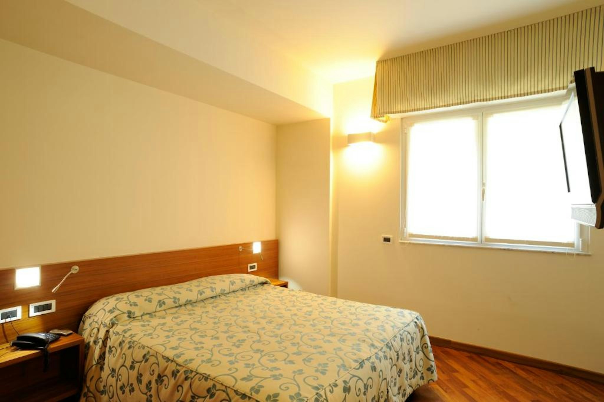 Hotel Le Roi 35/67