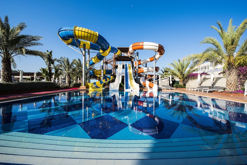 Quattro Beach Spa &amp; Resort - All Inclusive 23/31