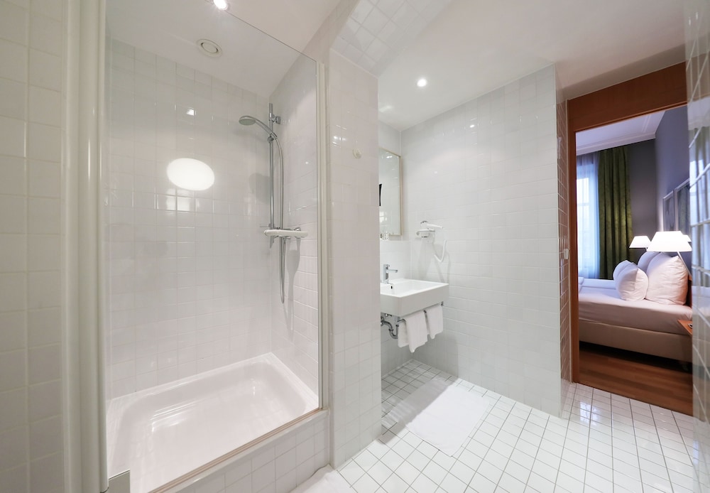 Moma1890 Boutique Hotel 64/74